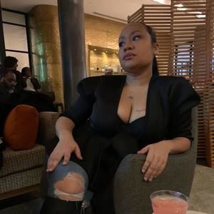 Meet your Posher, Candice